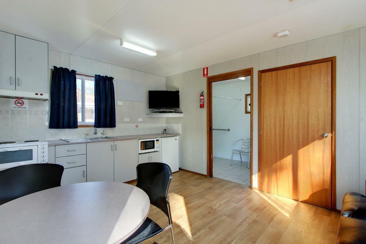 Gawler Caravan Park Bagian luar foto