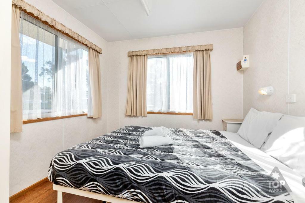 Gawler Caravan Park Bagian luar foto